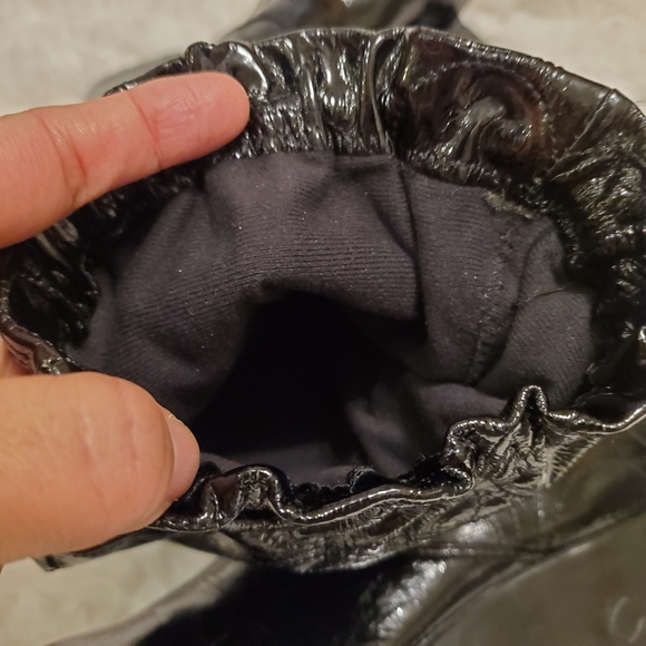 COACH Signature Ladies Boots - Picture 9 of 13